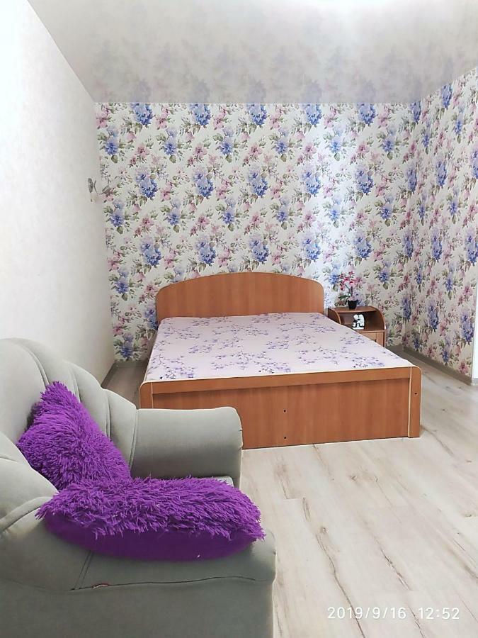 Apartment - Generala Petrova Street Odessa Ngoại thất bức ảnh